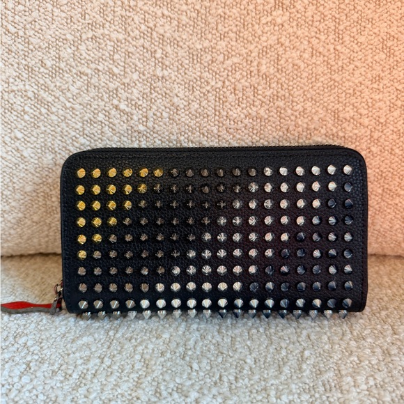 Studded Black  Wallet - Picture 4 of 4